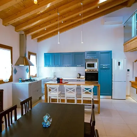 Clodia Major Apartment